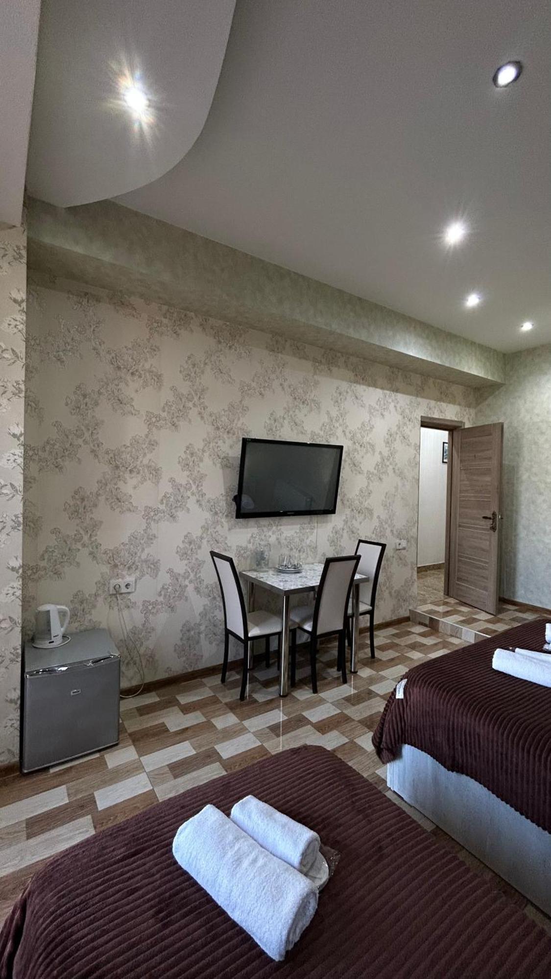 Hotel Tourist Tbilisi Exterior foto