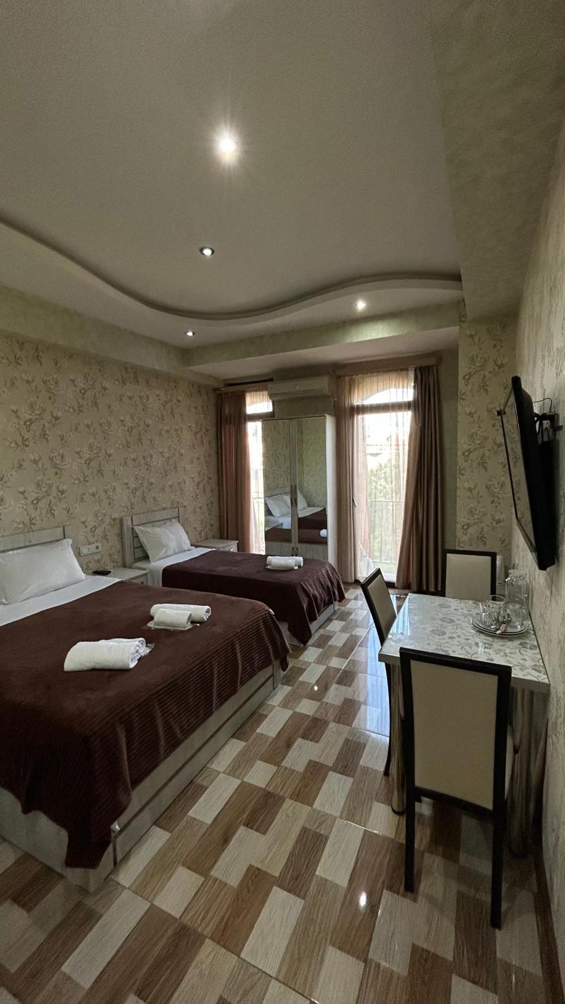 Hotel Tourist Tbilisi Exterior foto